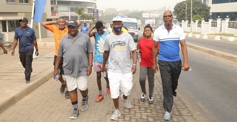 SURVEYORS-1-Participants-during-the-walk.jpg