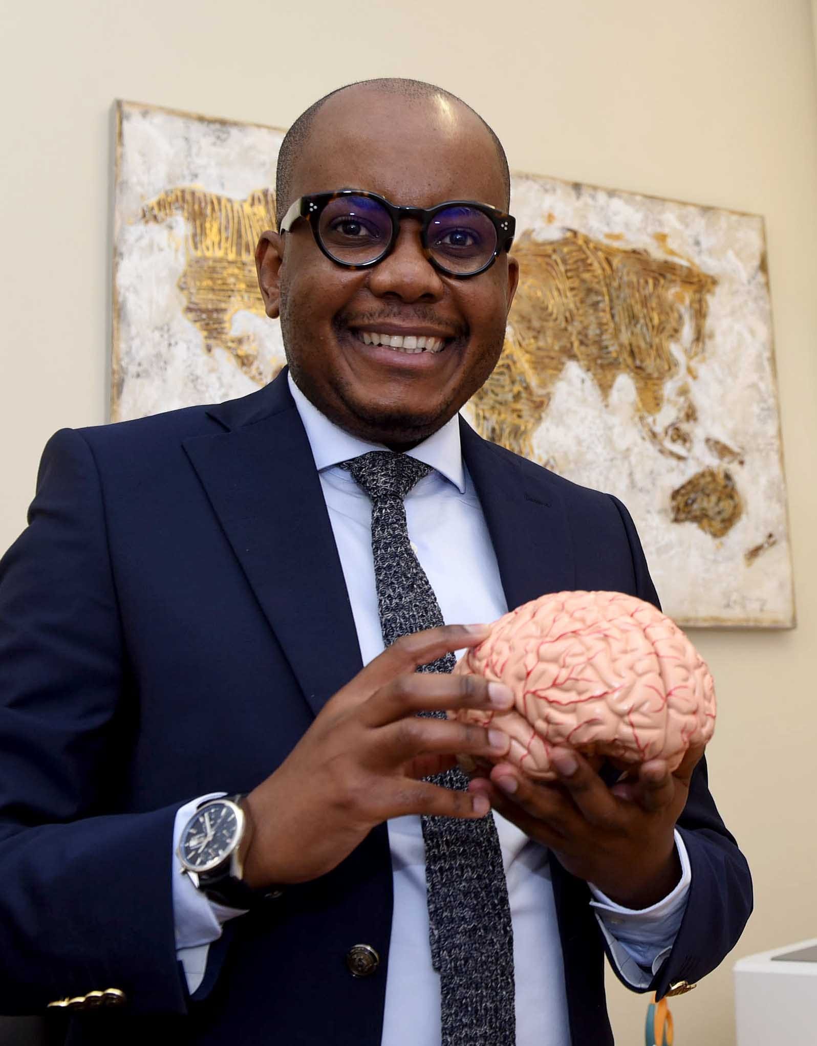 Dr-Lebogang-Phahladira-004.jpg