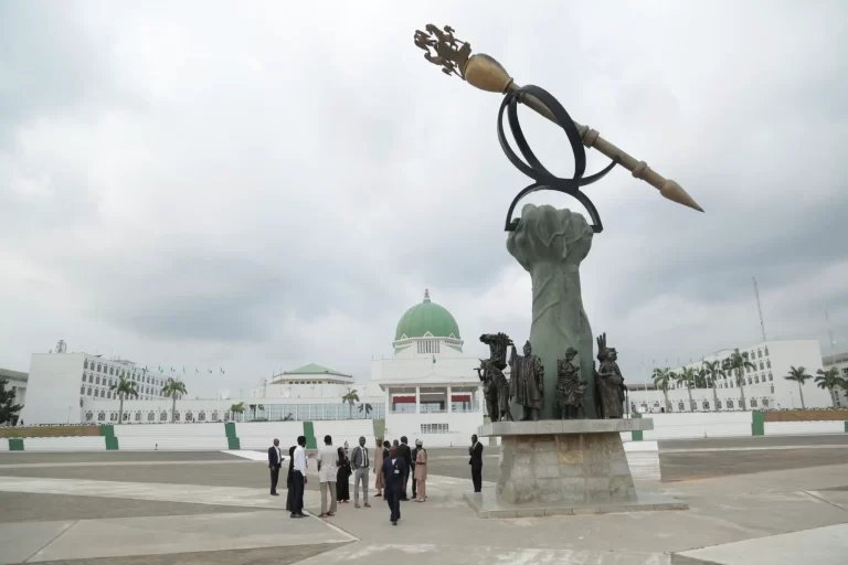 Nigerias_National_Assembly_Building_with_the_Mace-scaled.jpg