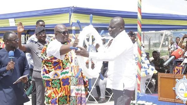 Director-Retires-Captain-Afadzi-left-handing-over-symbol-of-office-to-new-Director-Takoradi-Port-Mr-Amoo-Bediako-.jpg