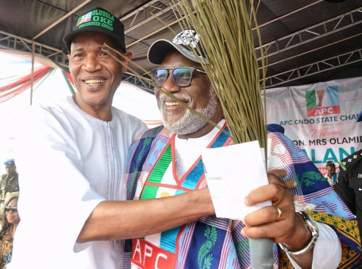 Olusola-Oke-and-Akeredolu.jpg