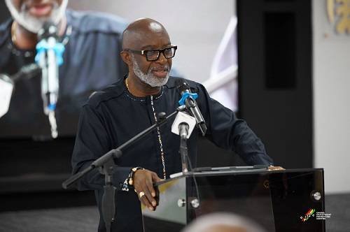 Mr-Grant-speaking-at-the-event.jpg