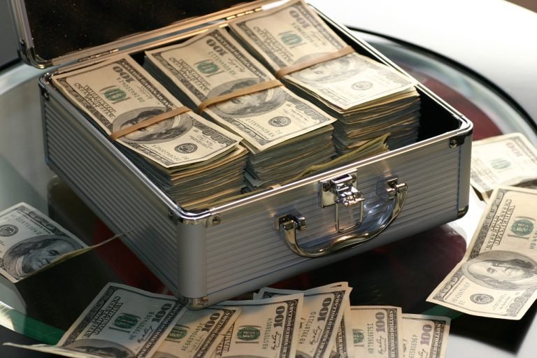 dollars1.jpg