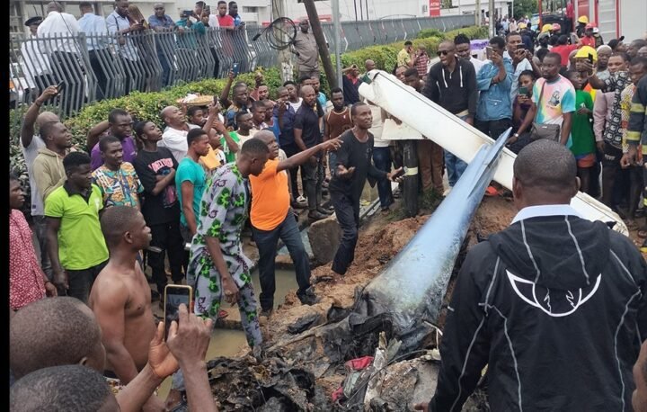Crashed-helicopter-in-Lagos-e1690920192508.jpg