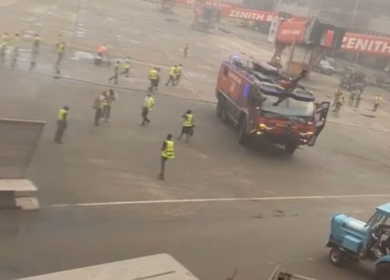 Fire-at-Lagos-airport-1.jpg