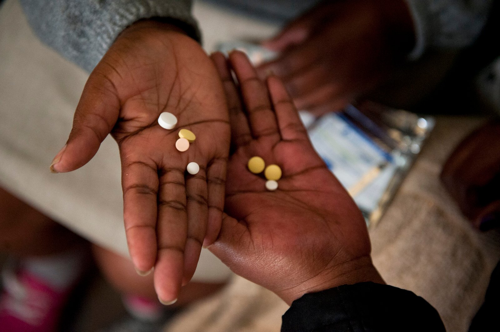 TB_medication_pills_drugs_FS1753_DV14-scaled.jpg