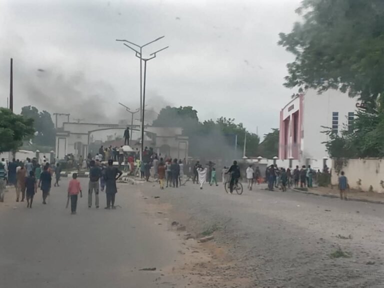 Hunger protesters in kano-1