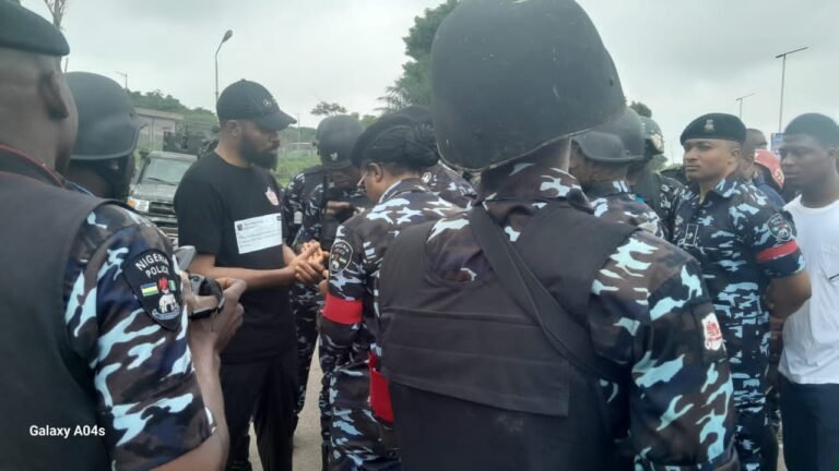 police at hunger protest in abuja